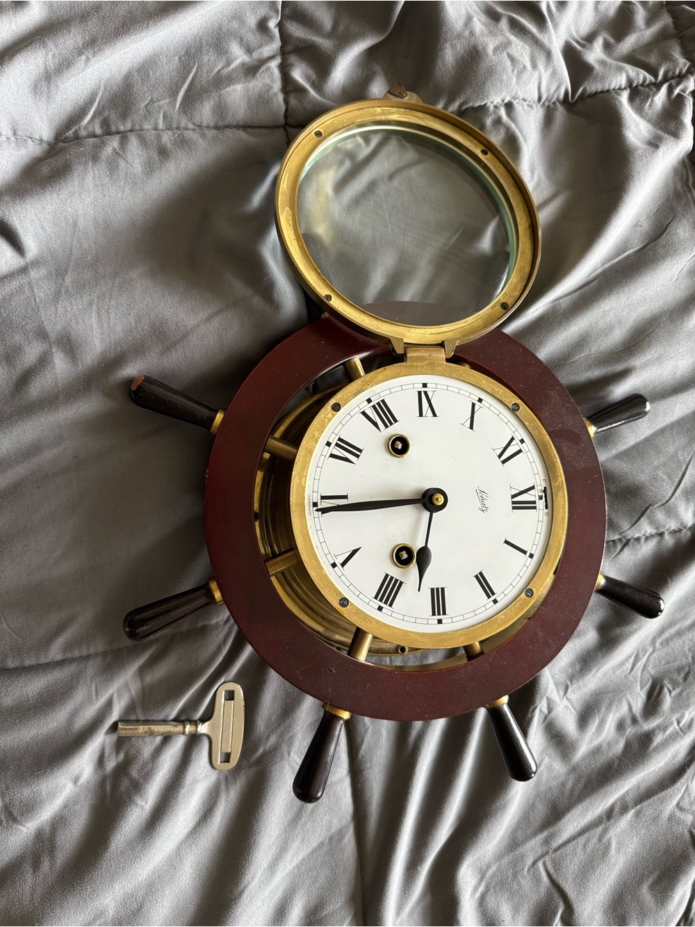 Vintage Schatz  Ship Wheel Clock in Brown and Gold with Roman Dial - Picture 2 of 3